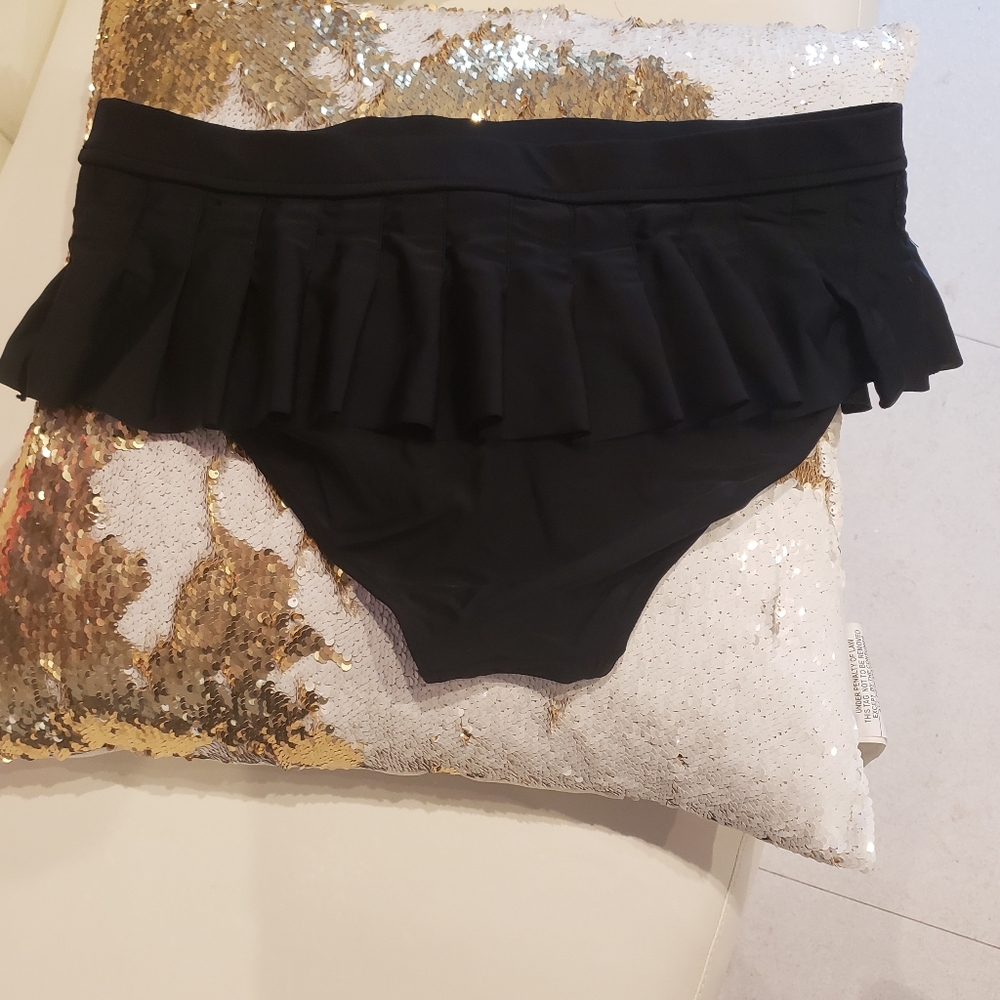 No boundaries black Bikini bottom